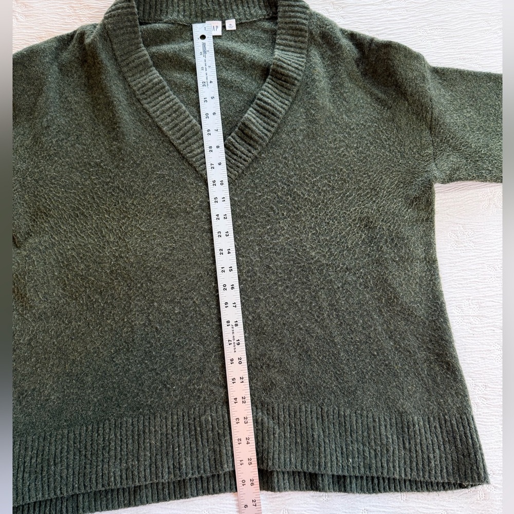 GAP Sweater wool green pullover v-neck size XL - Picture 6 of 8